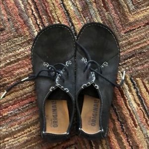 Clark’s shoes